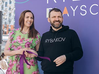 Миллиардер Игорь Рыбаков выпустил свою первую сказку –  «Семь чудес Нэтмана»