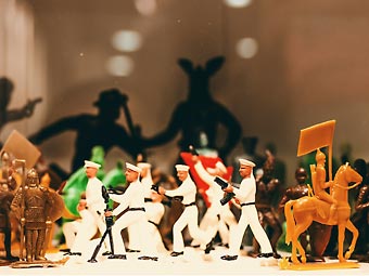 Гаубицы-пушки недетские игрушки?