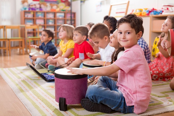 Музыка как ключ к обучению детей 3-5 лет Музыка как ключ к обучению детей 3-5 лет